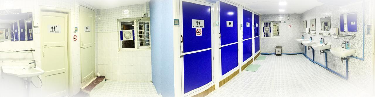 Htinn Yue Tann Hostel Yangon Exterior photo